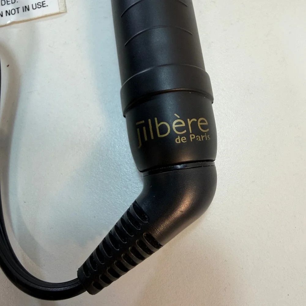 Jilbere De Paris Curling Iron 3/4 Inch Gold Ceramic Professional Wand JBP75S